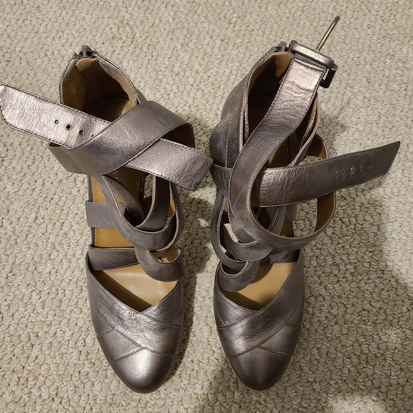 Nine West Women's Shoes - Picture 2 of 3